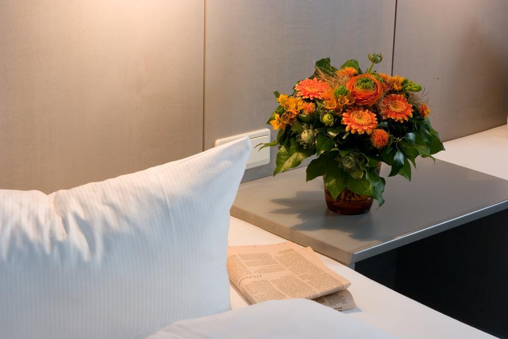 Hotel Alt Tempelhof Берлін Екстер'єр фото