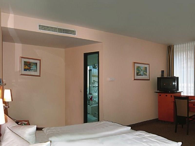 Hotel Alt Tempelhof Берлін Екстер'єр фото