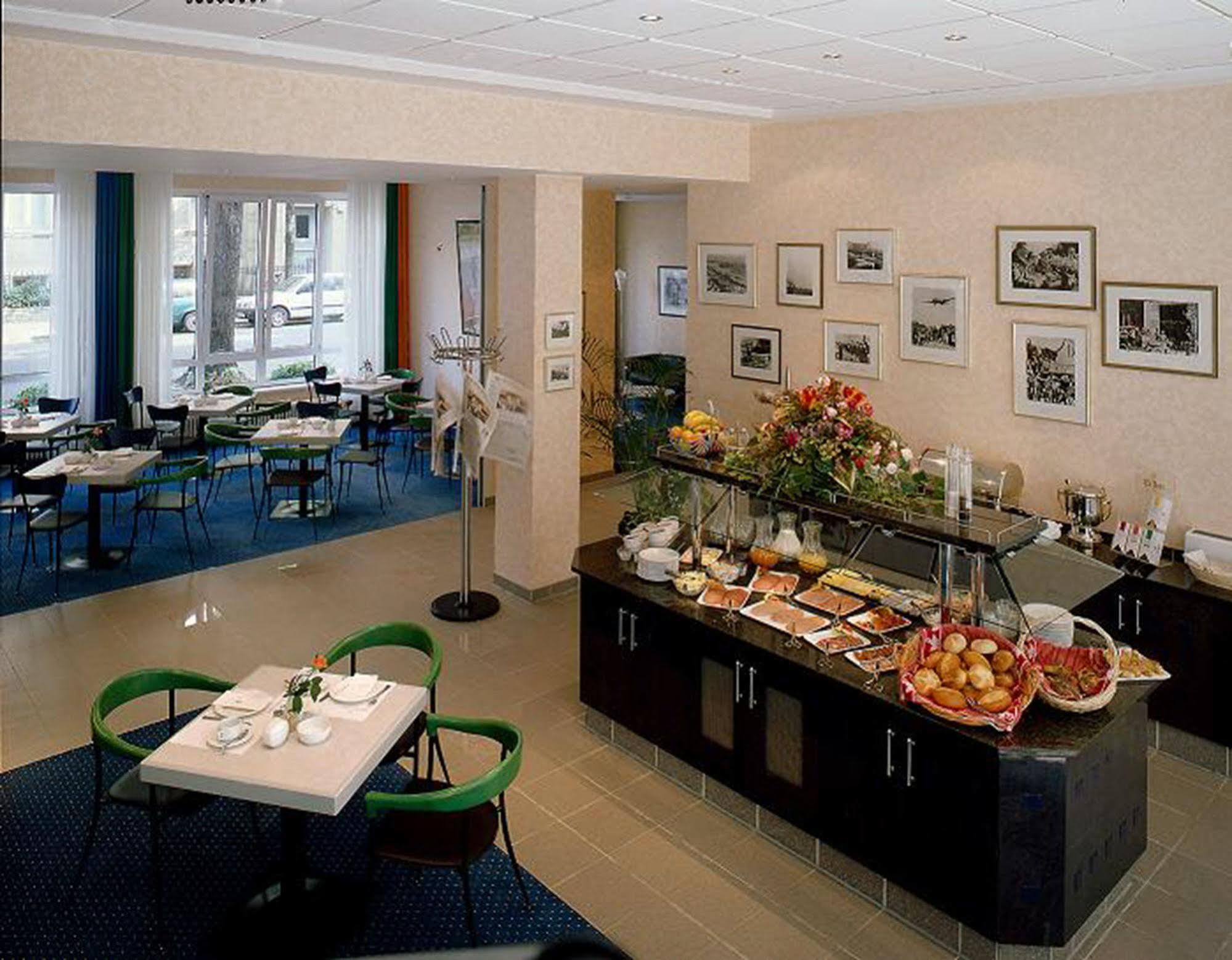 Hotel Alt Tempelhof Берлін Ресторан фото