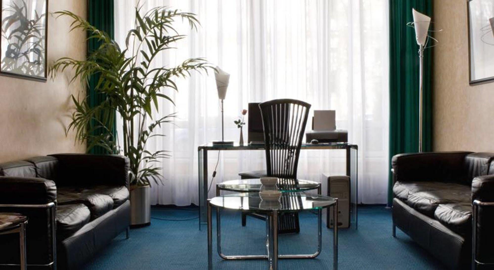 Hotel Alt Tempelhof Берлін Екстер'єр фото