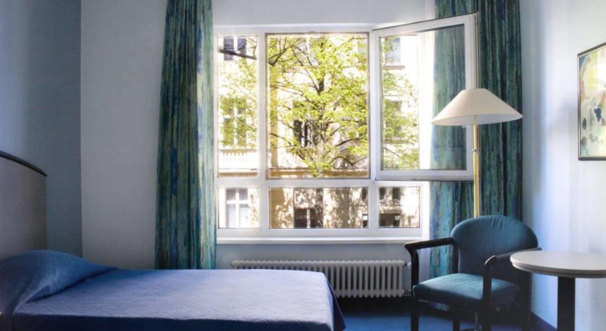 Hotel Alt Tempelhof Берлін Екстер'єр фото