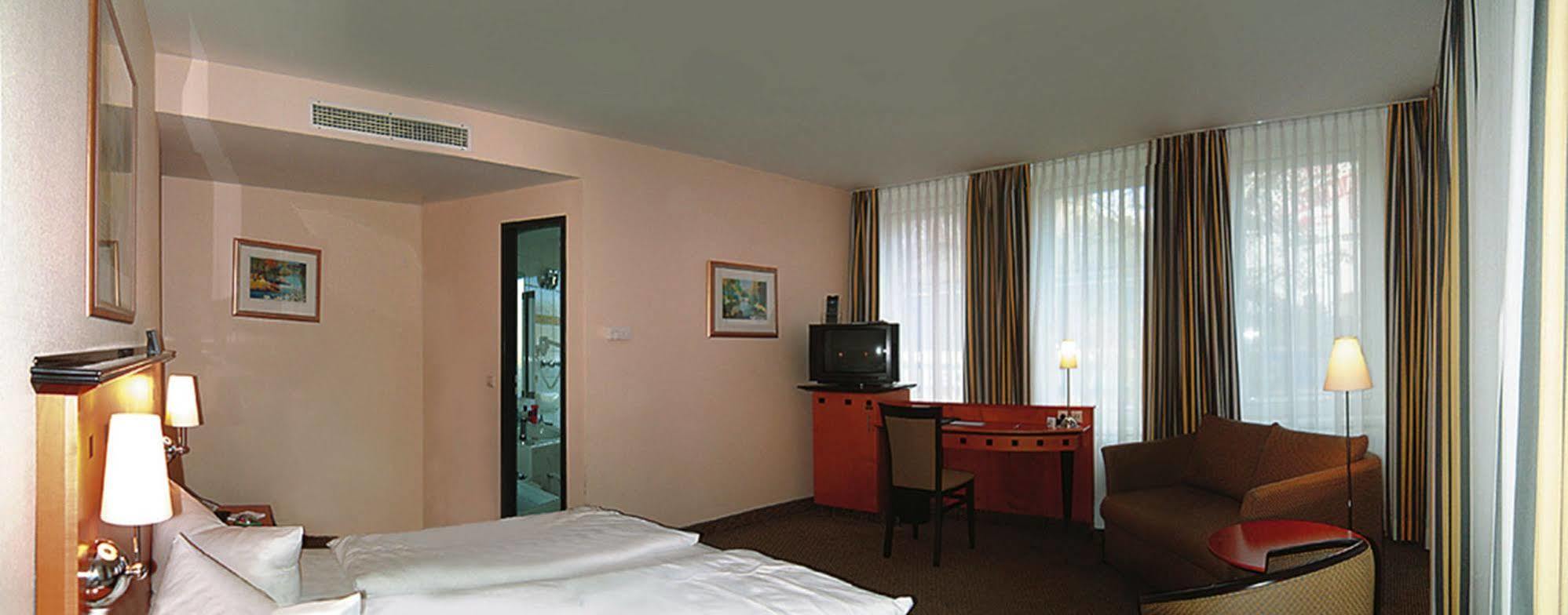 Hotel Alt Tempelhof Берлін Номер фото